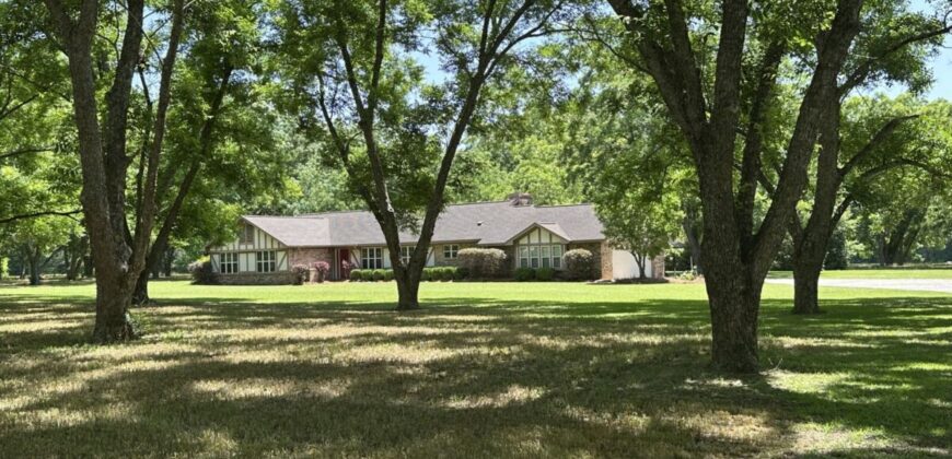 Beautiful Homesite situated on 7.27 acres with mature pecan trees