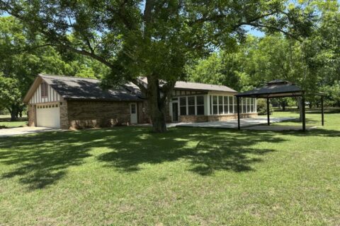 Beautiful Homesite situated on 7.27 acres with mature pecan trees