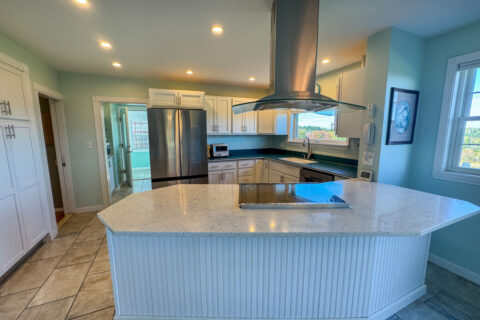 Charming Cape Cod Home with Bay Views on 9.24 Acres in Lubec, Mai