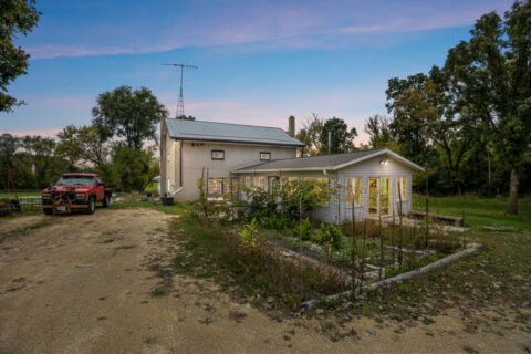 Columbia County 9 Bedroom Farmette on 19.5 Acres