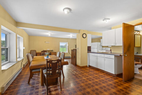 Columbia County 9 Bedroom Farmette on 19.5 Acres