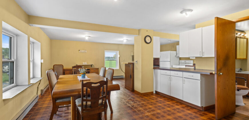 Columbia County 9 Bedroom Farmette on 19.5 Acres