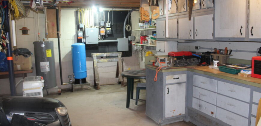 Country Estate With 9± Acres for Sale in Fremont, NY