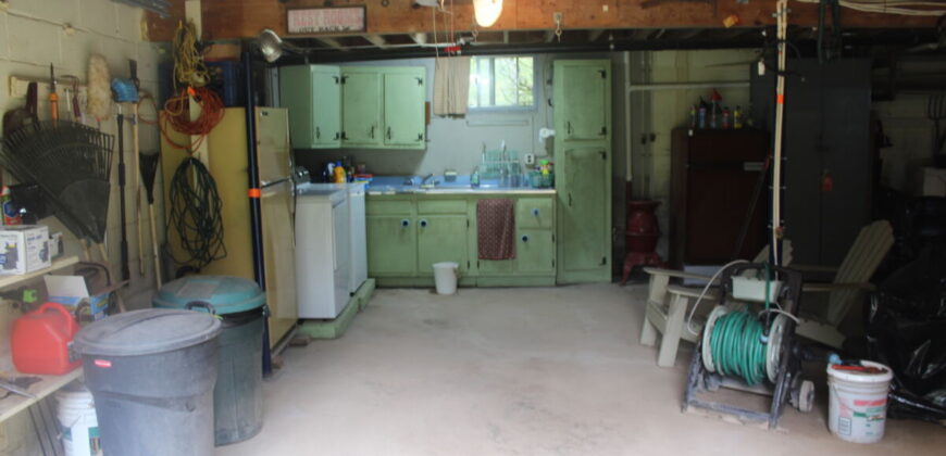 Country Estate With 9± Acres for Sale in Fremont, NY