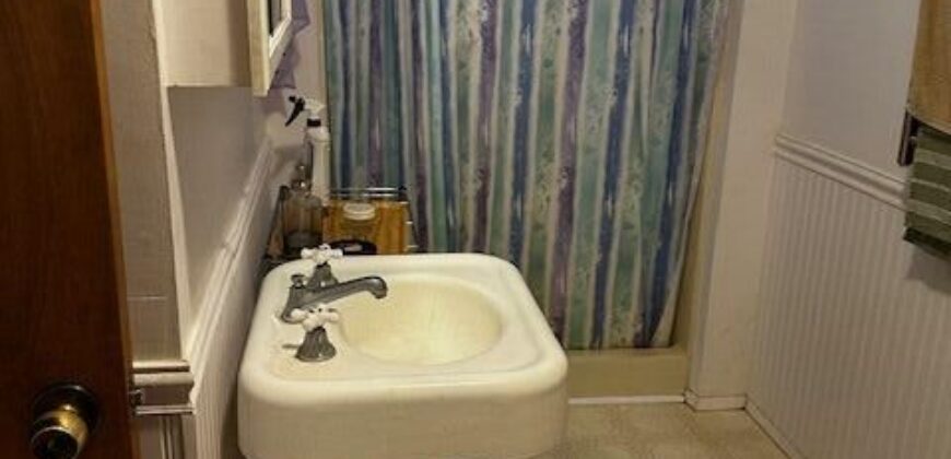 Country Home For Sale in Cedarville, CA