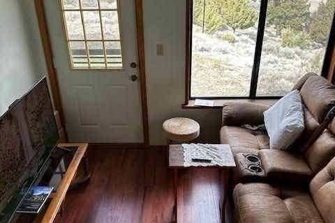 Country Home For Sale in Cedarville, CA