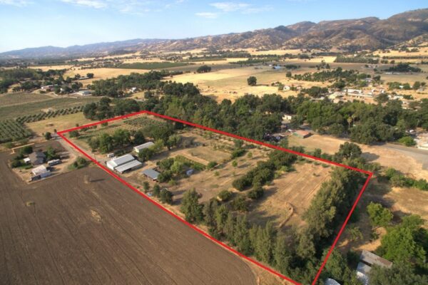 Country Properties in Guinda, California for Sale