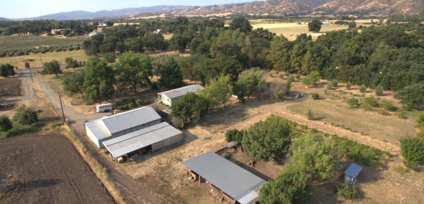Country Properties in Guinda, California for Sale