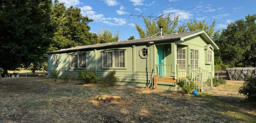 Country Properties in Guinda, California for Sale