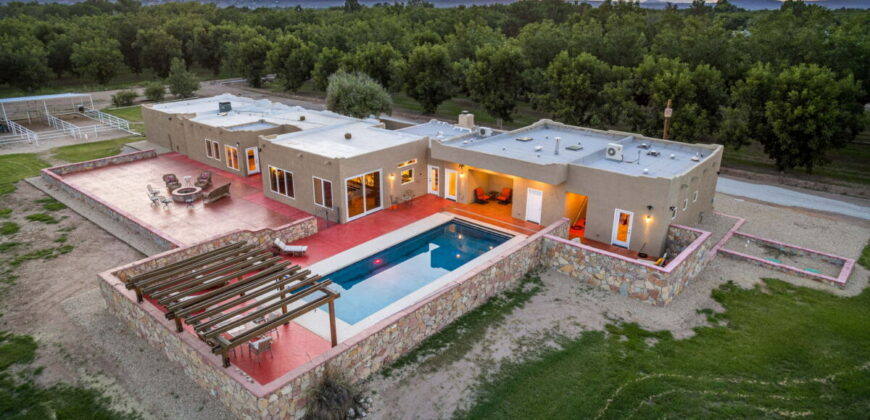 Luxury Estate for Sale in Mesilla, New Mexico
