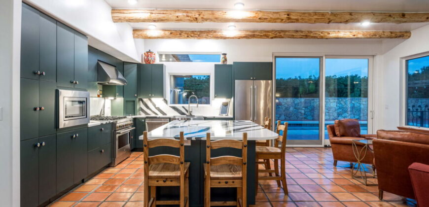 Luxury Estate for Sale in Mesilla, New Mexico