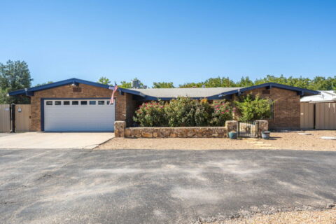 Ranch Home For Sale on 1.35 Acres In Las Cruces, NM