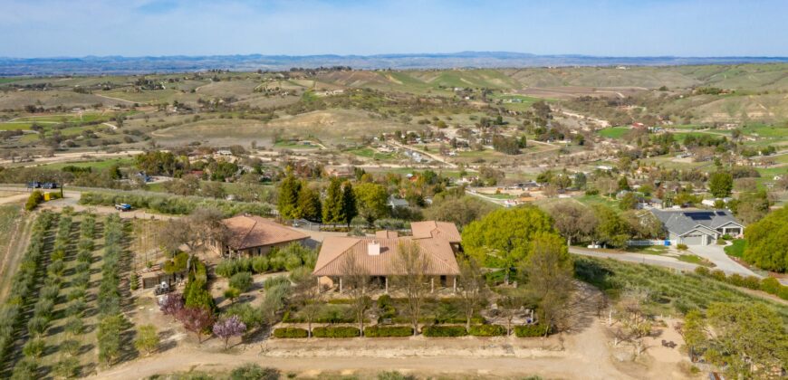 Paso Robles Luxury Home For Sale w/ Guest House & Olive Grove – SOLD