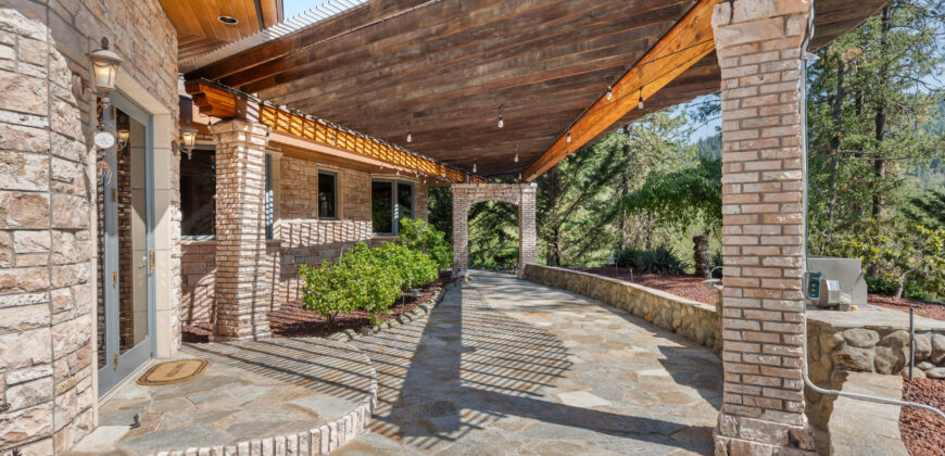 Luxury Wine Country Home For Sale w/ Boutique Vineyard