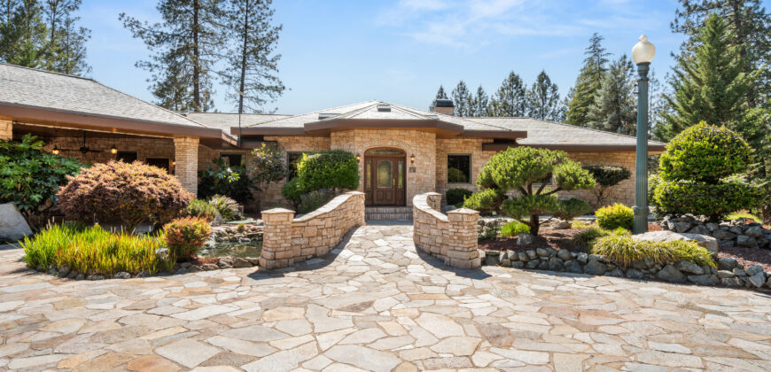 Luxury Wine Country Home For Sale w/ Boutique Vineyard