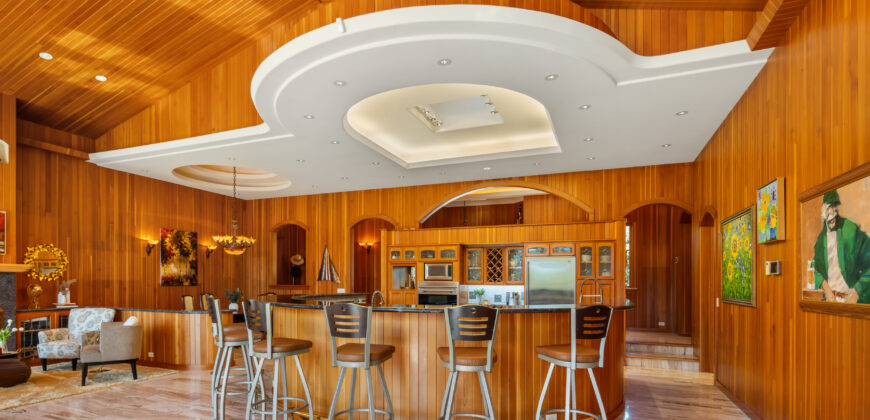 Luxury Wine Country Home For Sale w/ Boutique Vineyard