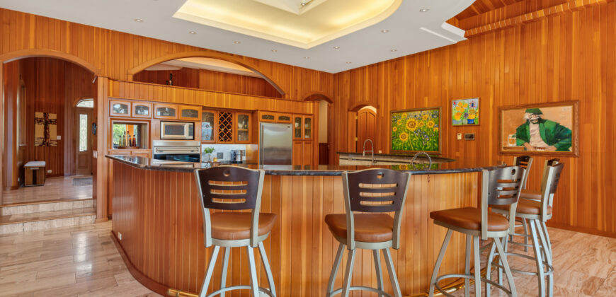 Luxury Wine Country Home For Sale w/ Boutique Vineyard