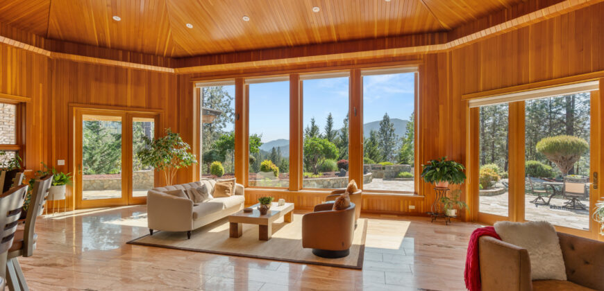 Luxury Wine Country Home For Sale w/ Boutique Vineyard