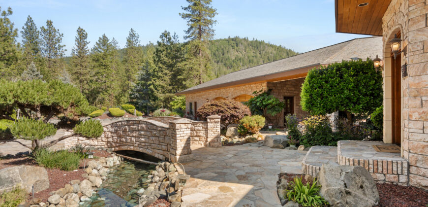 Luxury Wine Country Home For Sale w/ Boutique Vineyard