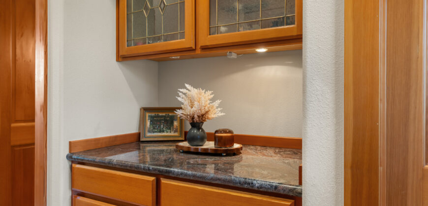 Luxury Wine Country Home For Sale w/ Boutique Vineyard