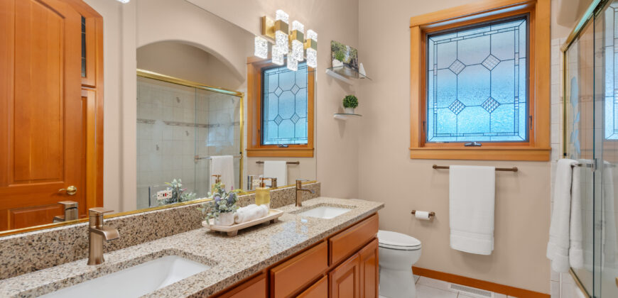 Luxury Wine Country Home For Sale w/ Boutique Vineyard