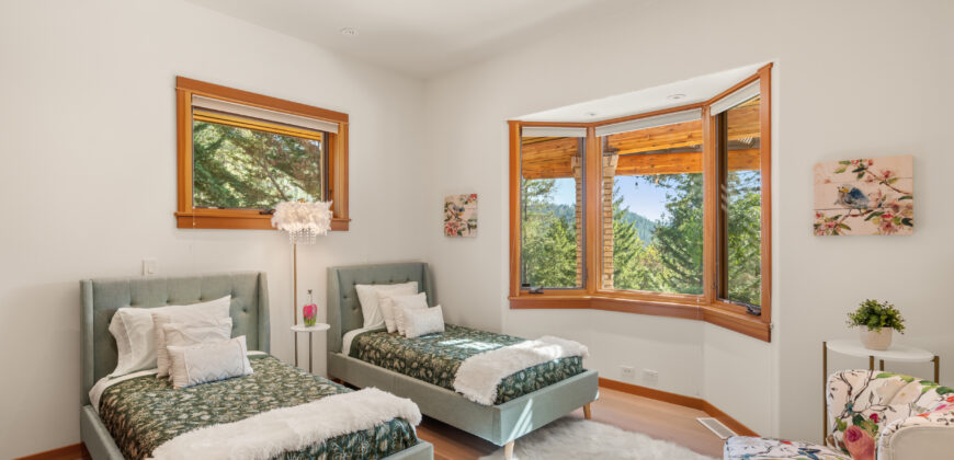 Luxury Wine Country Home For Sale w/ Boutique Vineyard