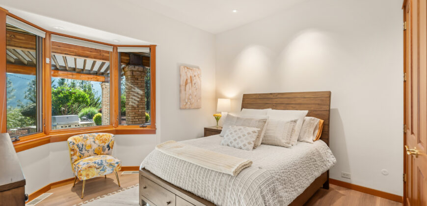 Luxury Wine Country Home For Sale w/ Boutique Vineyard