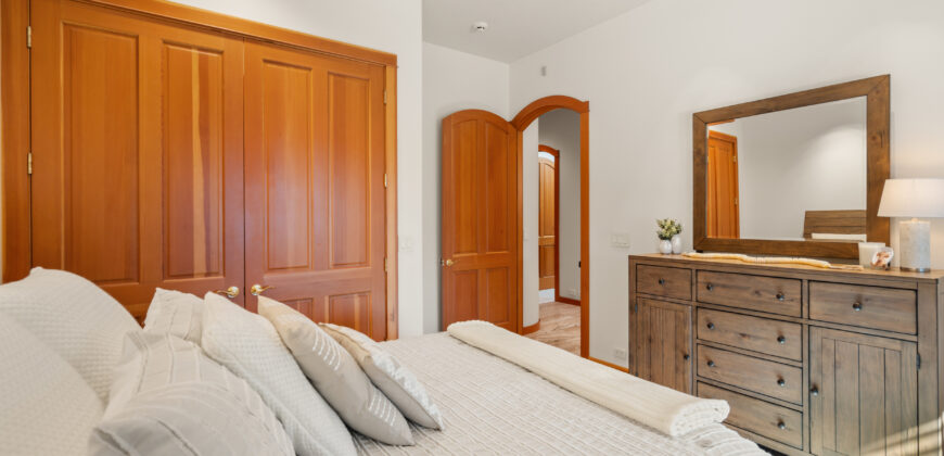 Luxury Wine Country Home For Sale w/ Boutique Vineyard
