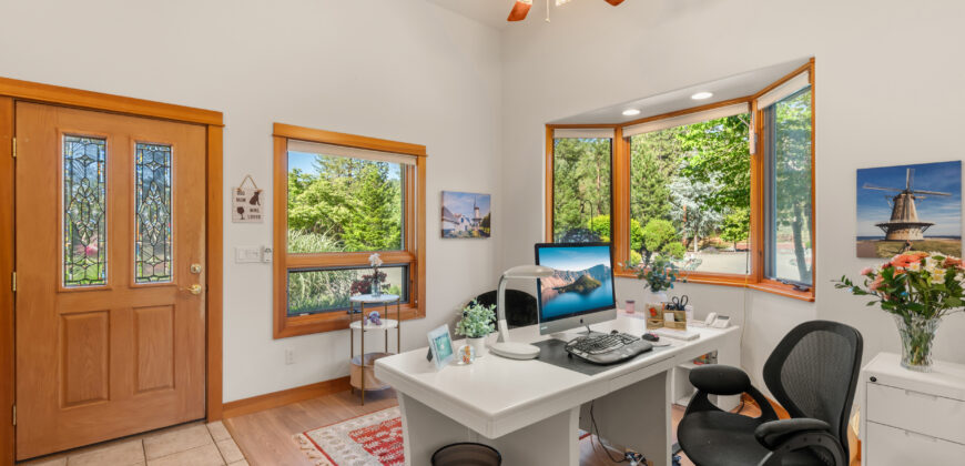 Luxury Wine Country Home For Sale w/ Boutique Vineyard