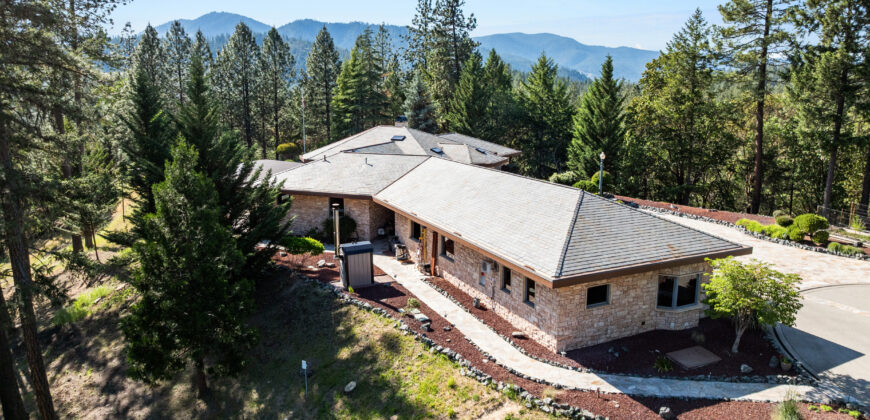 Luxury Wine Country Home For Sale w/ Boutique Vineyard