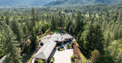 Luxury Wine Country Home For Sale w/ Boutique Vineyard