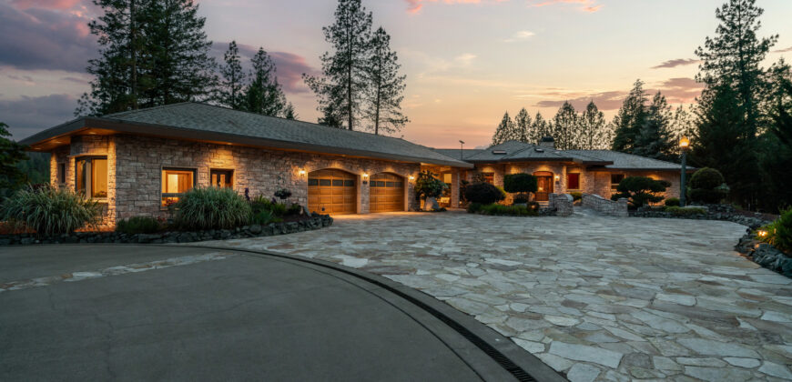 Luxury Wine Country Home For Sale w/ Boutique Vineyard