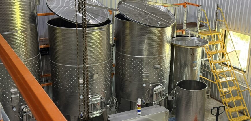 Stoneledge Winery and Vineyard