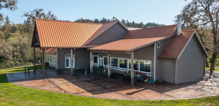 Umpqua Valley Equestrian Vineyard With Expansion Potential