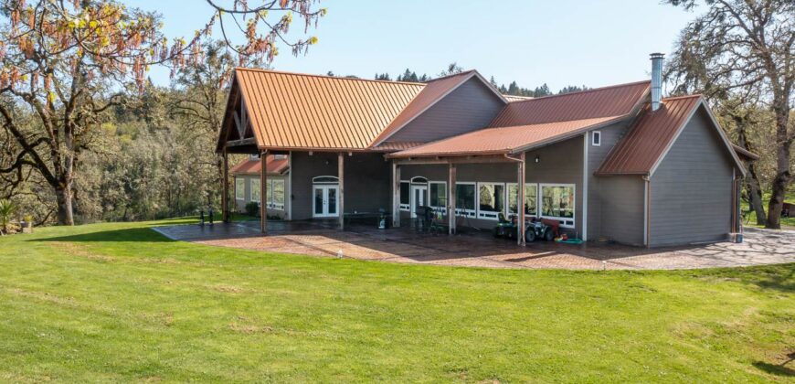 Umpqua Valley Equestrian Vineyard With Expansion Potential