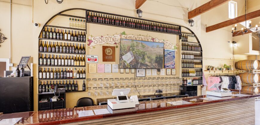 Sunshine Mountain Winery and Estate Home