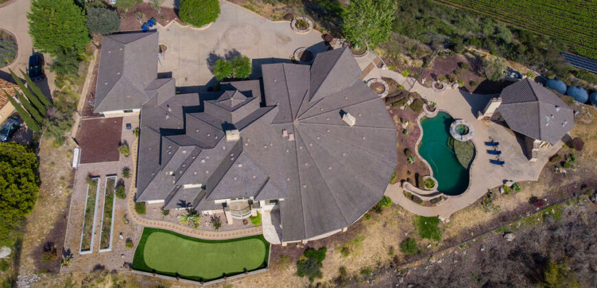 Sunshine Mountain Winery and Estate Home